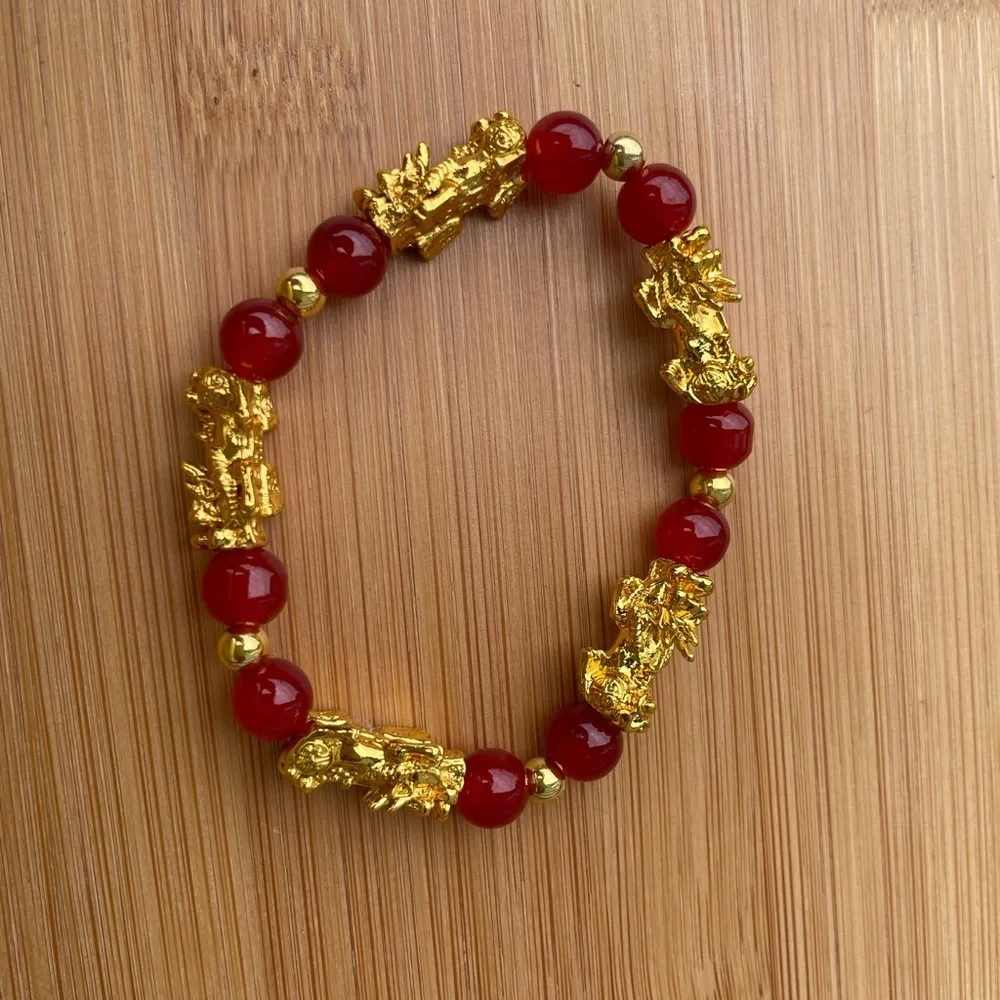 Red Agate Natural Stone Pixiu Wealth Bracelet - Picture 4 of 6